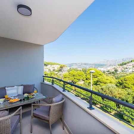 Luni Appartement